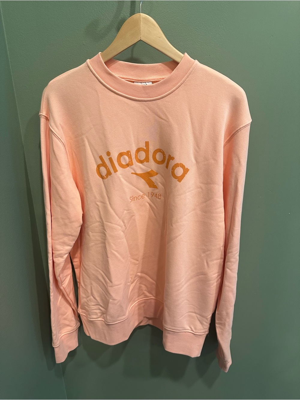 Diadora Men’s Peach Crewneck Sweatshirt with Orange Logo